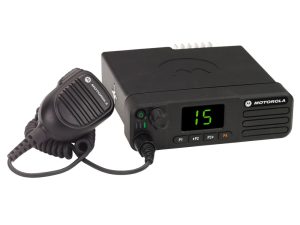 Motorola DM4400e UHF