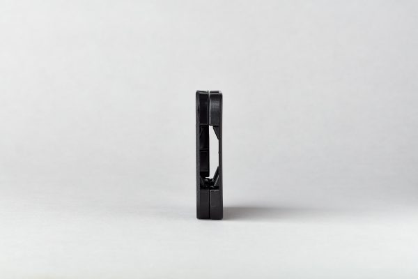 DOCKMAG06_SIDE Upper Hytera