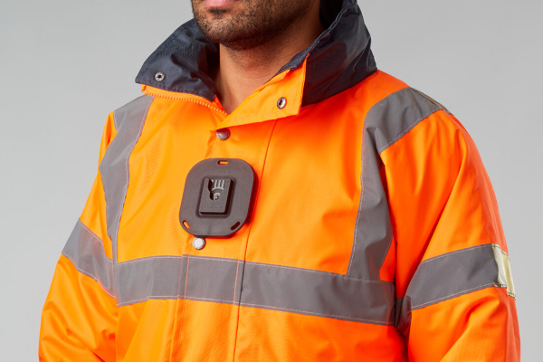 Magnet mount Plus on Clothes
